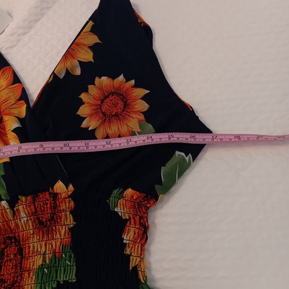 Short Sleeve Navy Blue Dress Sunflowers Print 95% polyester 5% Spandex, Size XL. - Picture 9 of 11